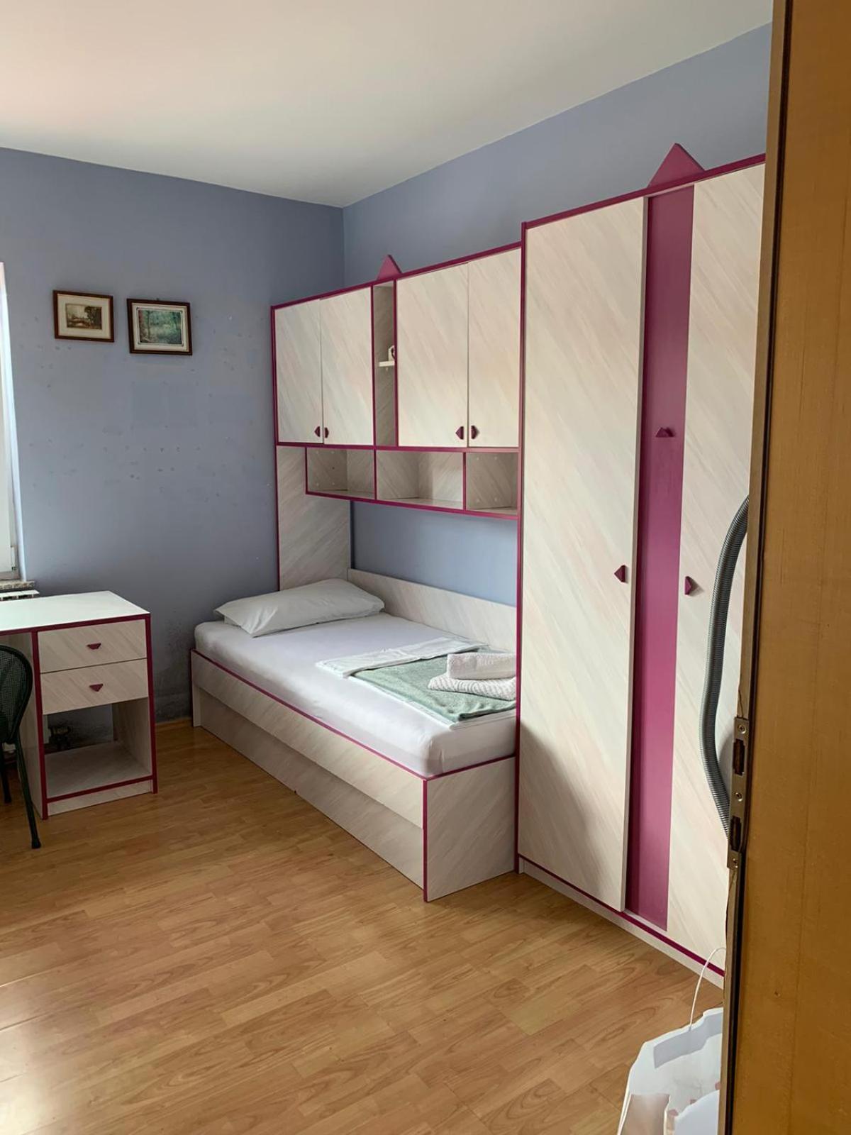 Apartments Sara Posedarje Cameră foto